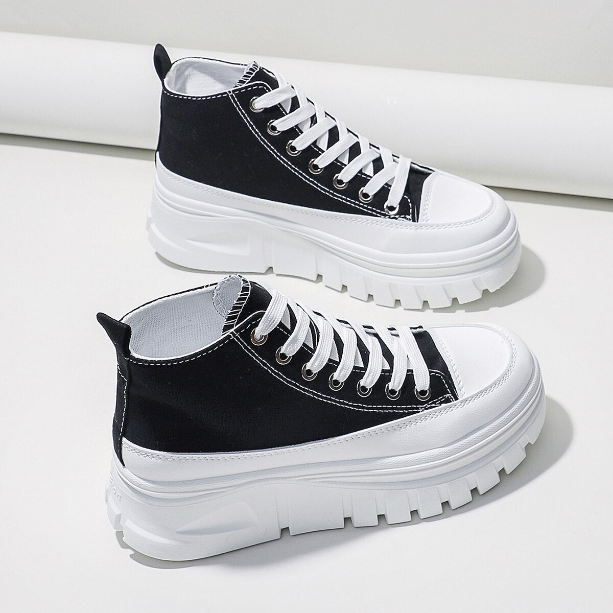 Women Lace-Up Front High Top Flatform Canvas Shoes