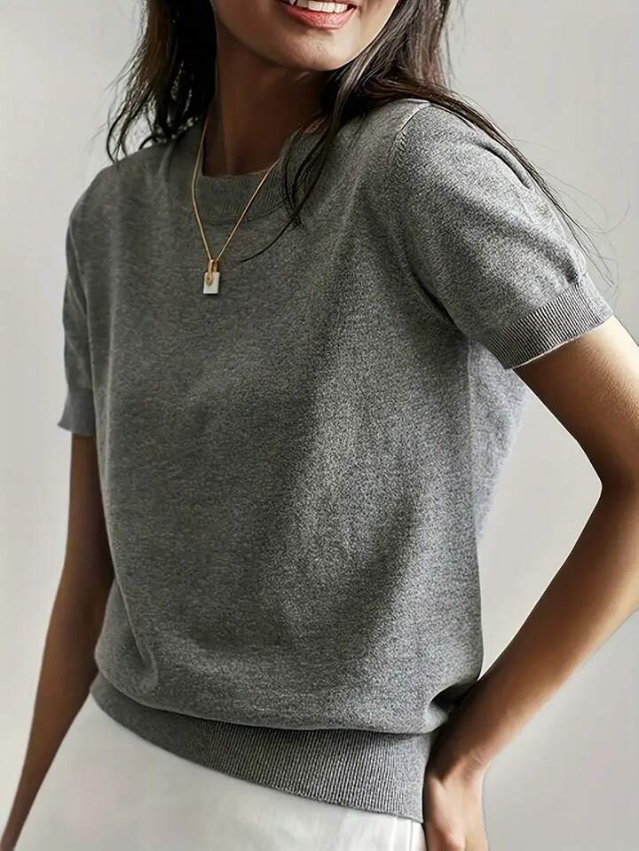 Simple Niche Round Neck Solid Short Sleeve Sweater